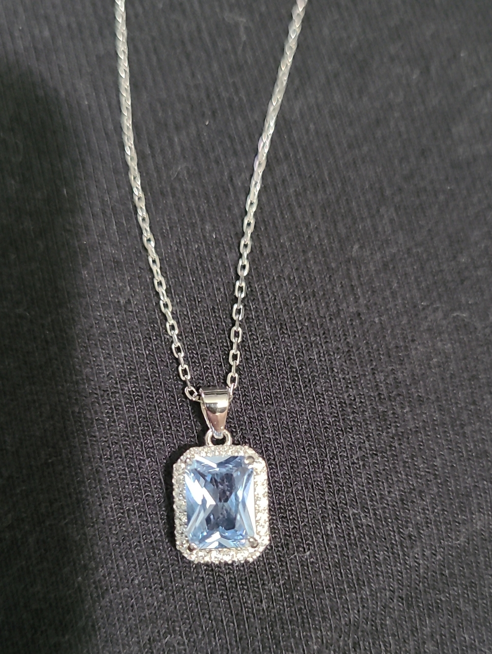 Sterling Silver Blue Crystal Pendant Necklace